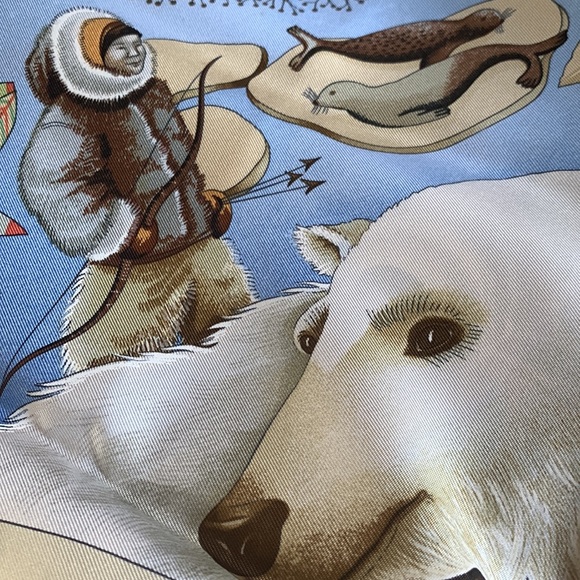 Authentic Hermes La Vie du Grand Nord silk scarf - Picture 10 of 14